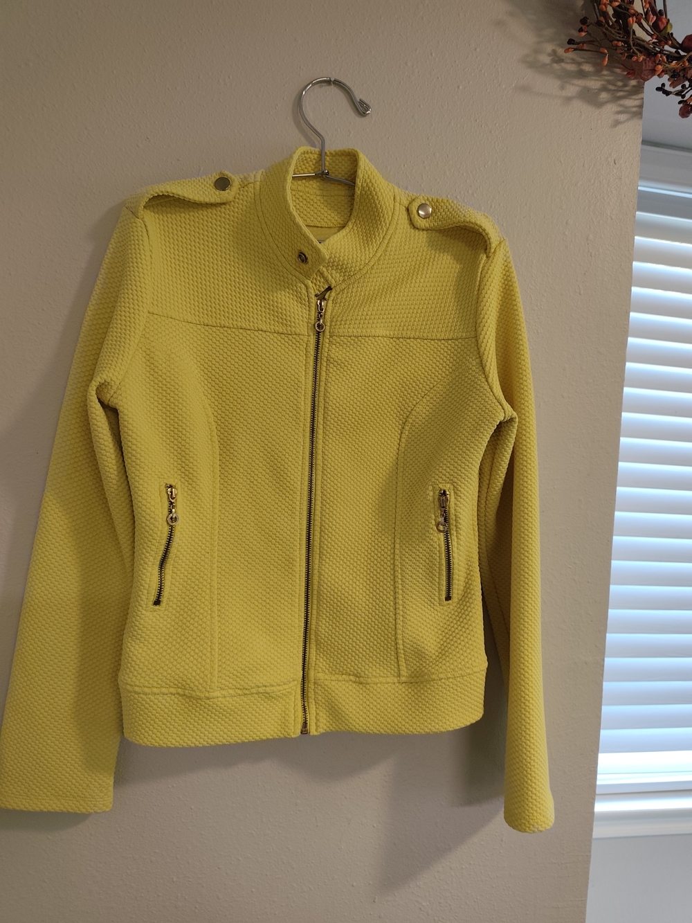 Yellow Textured Zip-Front Women’s Jacket